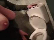 Idraulico a casa della milf esibizionista 15/16