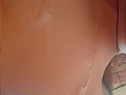 Me acabó en las tetas