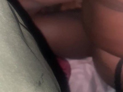 Fem girl fucks lesbian dyke with good pussy !