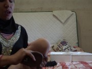 beurette algérienne veut coucher avec des immigrés africains à Marseille 9/16