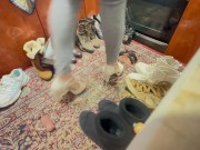 Slave under the rug 12/16