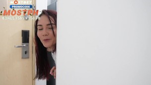 El plomero me folla y hago cornudo a mi marido parte 2 - ALLISON SWEET