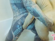 HARDCORE ANAL SLUTS fist each othere IN BATH covered with colors 14/16