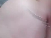 Mira mi culo grande como se mueve imagínate si estás aquí a amor te hago que me des toda tu leche 🔥