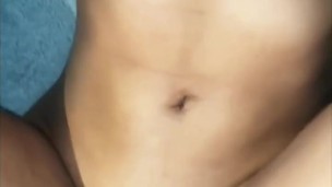 Saco todo el semen de la verga de mi cuñado como la hotwife que soy