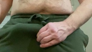 Daddy’s Cum Bucket