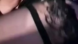 Moglie tradisce il marito durante un viaggio in treno - Niky La Monella