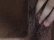 Adoro esfregar minha bucetinha virgem e molhadinha 11/16