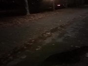 A passeggio col culo di fuori 4/16