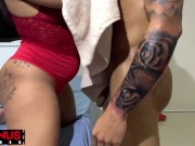 Moreno tatuado fodendo o cu dela 3/16