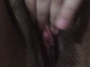 ESTOU COM MUITO TESAO, MINHA BUCETA VIRGEM ESTA PISCANDO 13/16