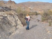 Ich musste soooo dringend Pissen während wir Spazieren waren 2/16