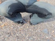 Ich musste soooo dringend Pissen während wir Spazieren waren 9/16