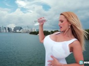 Billi Bardot's One-Woman Boob Cruise 11/16