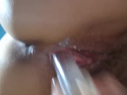 Vagina masturbada con orina y aceite 9/16