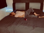 Vorspiel vor dem Sex Bonie bringt sich zu multiplen Orgasmen Zucken zittern stöhnen nass versaut 5/16