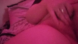 Milf masturbating with breast pump