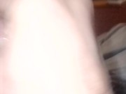 Cazzo duro con un litro di sborra e pipì in primo piano 5/16