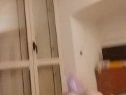 Cazzo duro con un litro di sborra e pipì in primo piano 8/16