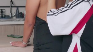 My roommate turned me into a lesbian after those scissors.