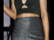 Avontade na balada sem calcinha bunda e buceta a mostra 6/16