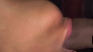 La ch/bola arrecha de mi vecina después educación física pasa a buscarme para follarla.