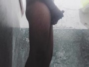 Bañándome