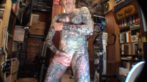 Pornhub Gay LeeHarper Pinnomen Stroke His Hard Dick and is Windmilling Before Ejaculation !