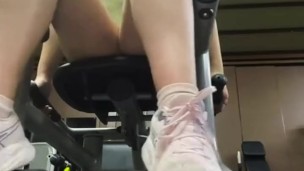 Squirting and masturbate in the gym