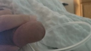 1 finger nut in a cup