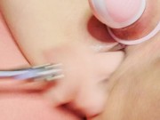 Hört euch das Schmatzen an, während die Muschipumpe und Sexmaschine mich verwöhnen! 10/16