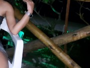 Pequena Typhany sem calcinha no bar 6/16