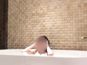 Bath time at luxury hotel 11/16