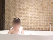 Bath time at luxury hotel 7/16