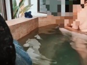 Esposa compartida con amigo