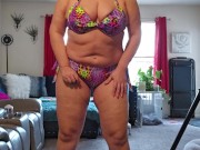 Curvy BBW Milf in bikini shaking it 11/16
