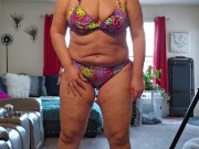 Curvy BBW Milf in bikini shaking it 3/16