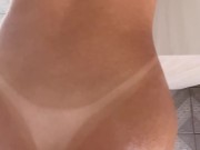 [REAL] I CALLED MY NEIGHBOR TO FUCK ME IN THE KITCHEN AND I CUMMED A LOT 8/16