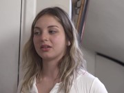 Mi padrastro me lleva a tatuarme y descubro que me gusta el tatuador. Blazer Rager y KeilaBassi7 2/16