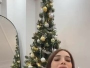 I have big breasts and big hips. I like everything big. 16/16