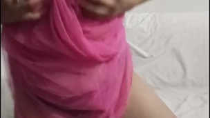 Boobs sensuais provocam desejos ardentes