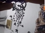 Mujer trans se mete el consolador grande hasta el fondo y muy caliente 15/16