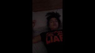 Despertando a mi Hermanastro para mamarle su gran verga - Family Ilusion