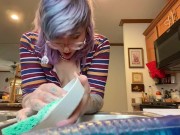 Washing the dishes 13/16