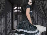 HENTAI Aibu。牢獄。メイド。マネキンでオナニー。 2/16