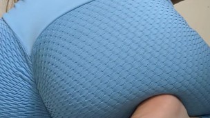 Hot Redhead Gym Girl in Tight Leggings has You Worship her Ass and Feet