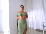 OMG! MY BIG BOOTY STEPMOM LET ME GIVE HER A HUGE FACIAL 5/16