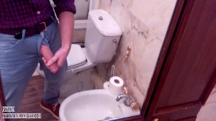 Hablando sucio y gimiendo alto en vaqueros con mi gran polla hasta correrme como un caballo para ti!