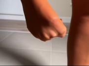 Girl pee heavily in nylon pantyhose 6/16