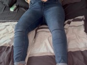 Selbstbefriedigung Bett multiple Orgasmen Fingern Klitoris feucht stöhnen zittern komme mehrmals 13/16